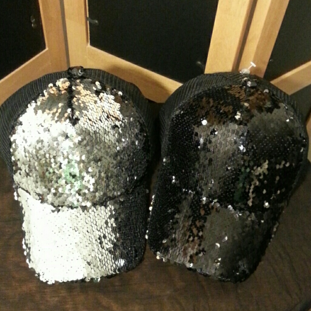 BLACK&SILVER Lady's Sequin Baseball Cap - Picture 6 of 7